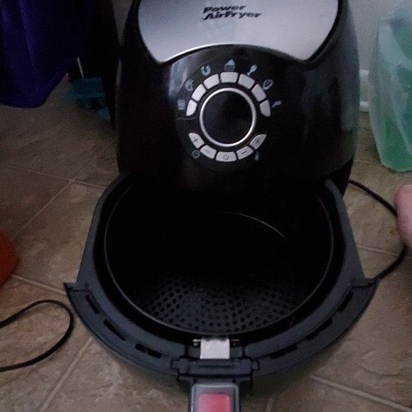 Power air fryer - Picture 1 of 2
